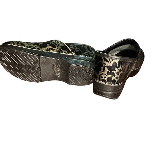 Dansko sz 40 Black & Silver floral Slip on Clogs Leather Pantent Comfort Shoes - Picture 4 of 6